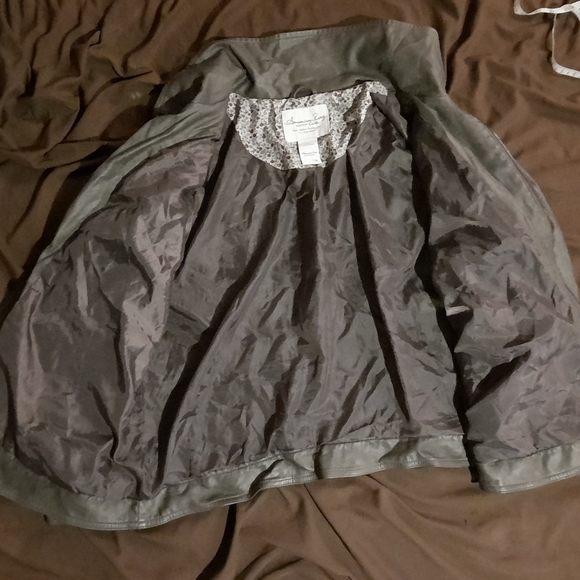 Feminine cut Leather Motorcycle Jacket - Picture 10 of 14